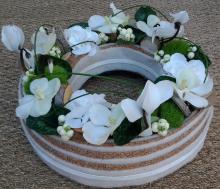 Couronne deuil avec orchidées blanches - Boutique Vergez Tarnos